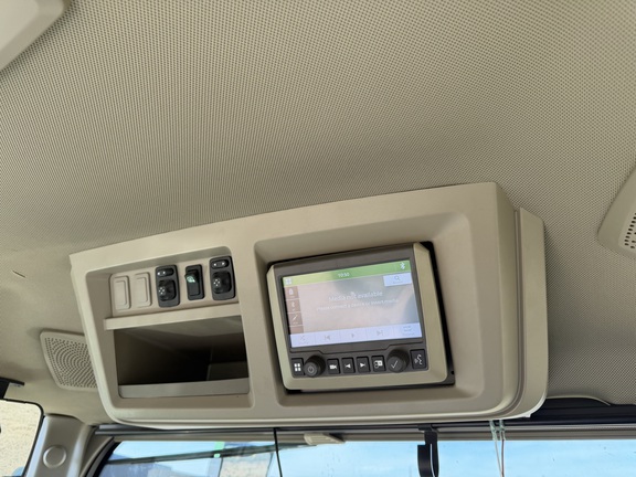 2025 John Deere 8R 410 - Photo31