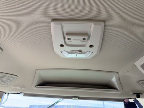 2025 John Deere 8R 410 - Photo32