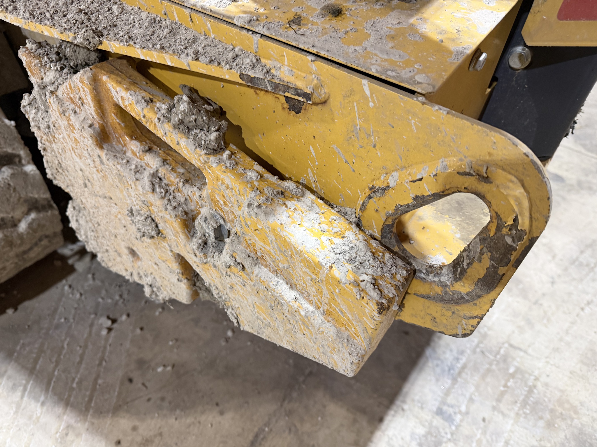 2017 John Deere 323E Image 5