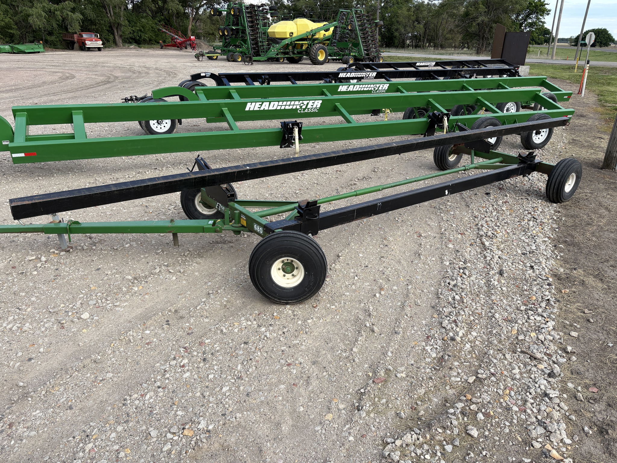 E-Z Trail 680 Image 1