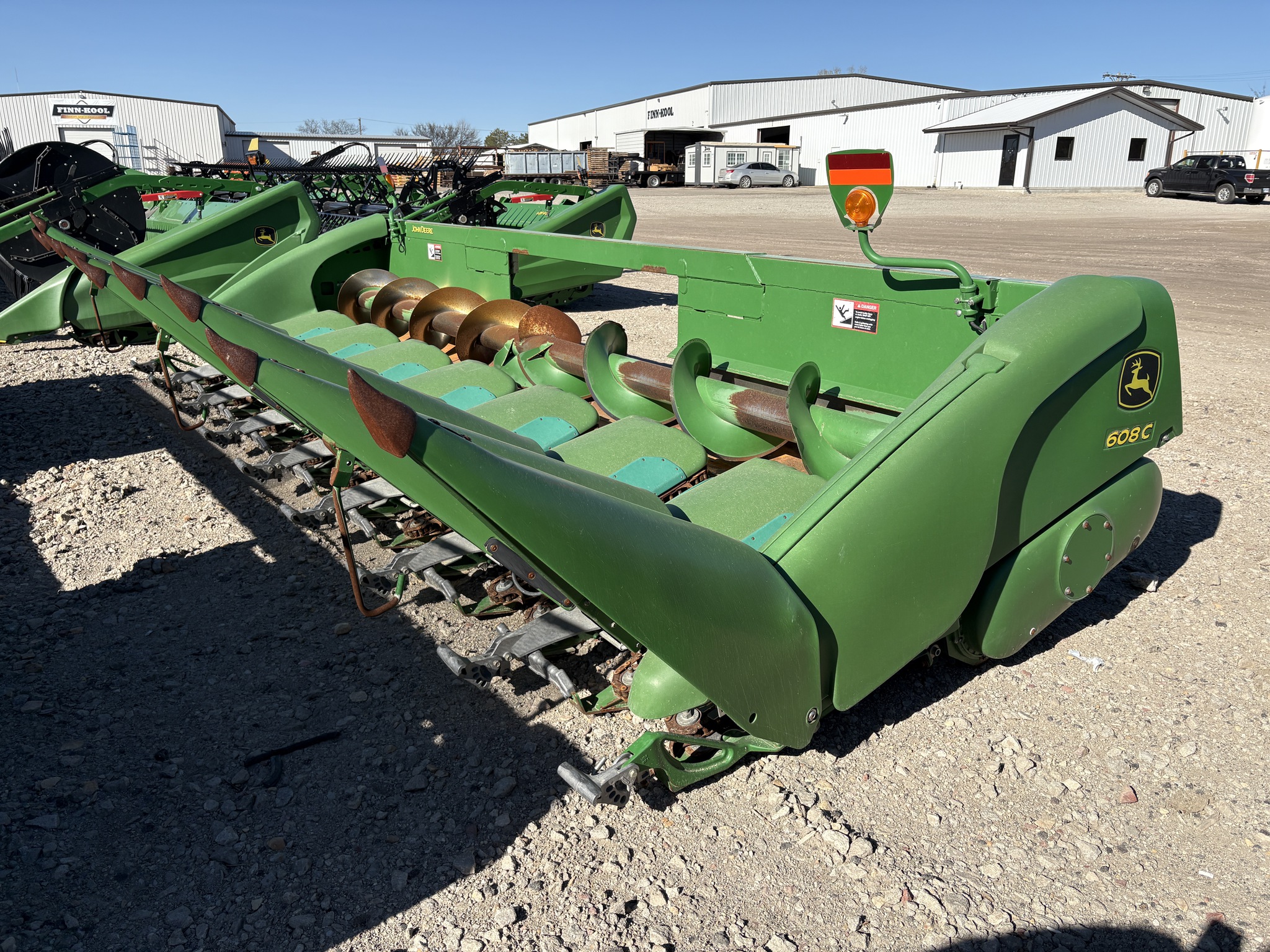 2009 John Deere 608C Image 1