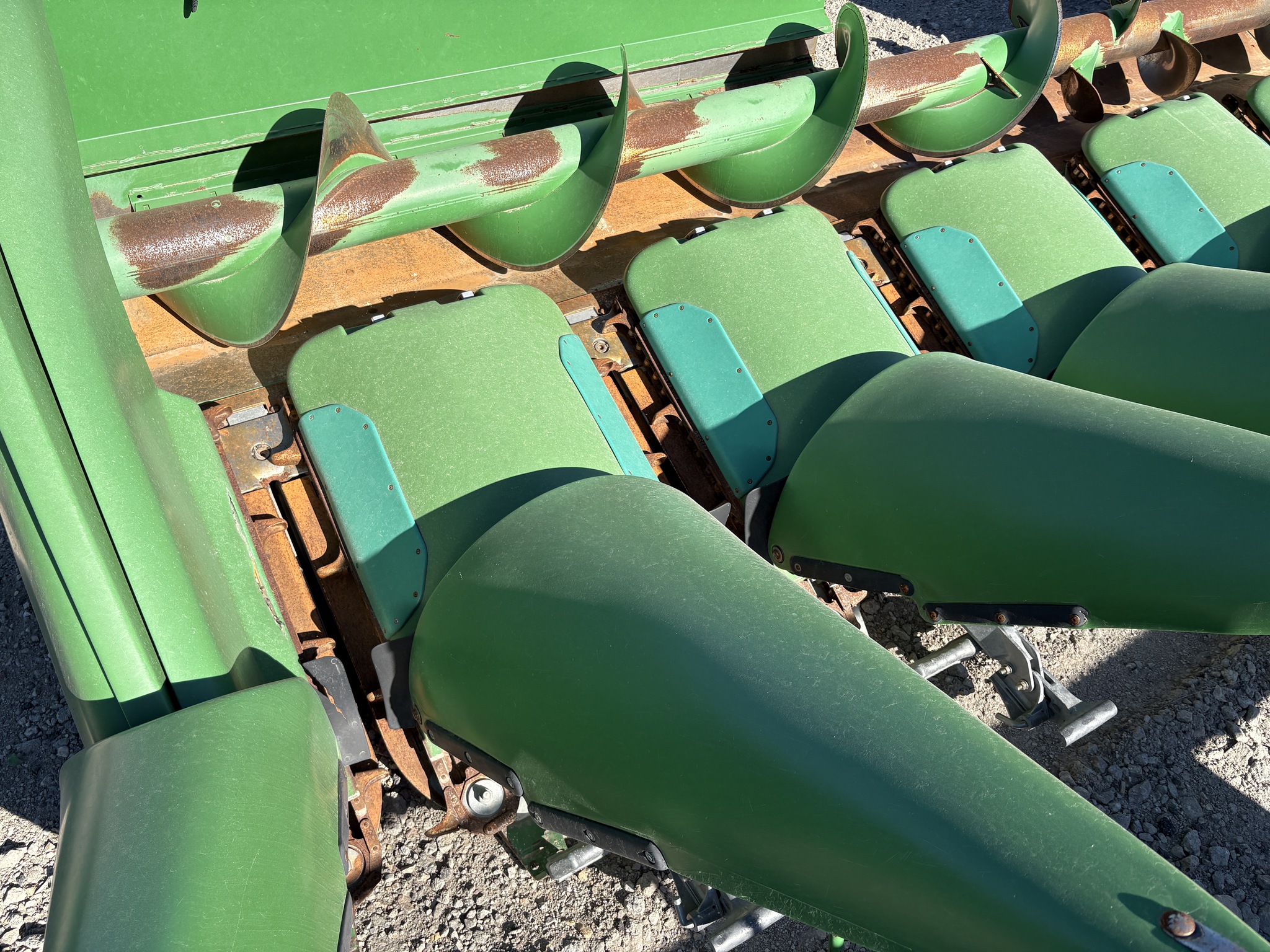 2009 John Deere 608C Image 5