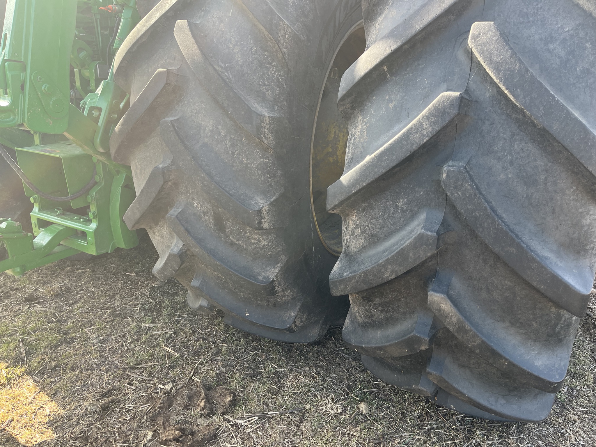  2024 John Deere 8R 370 at Heritage Tractor in Clinton, MO