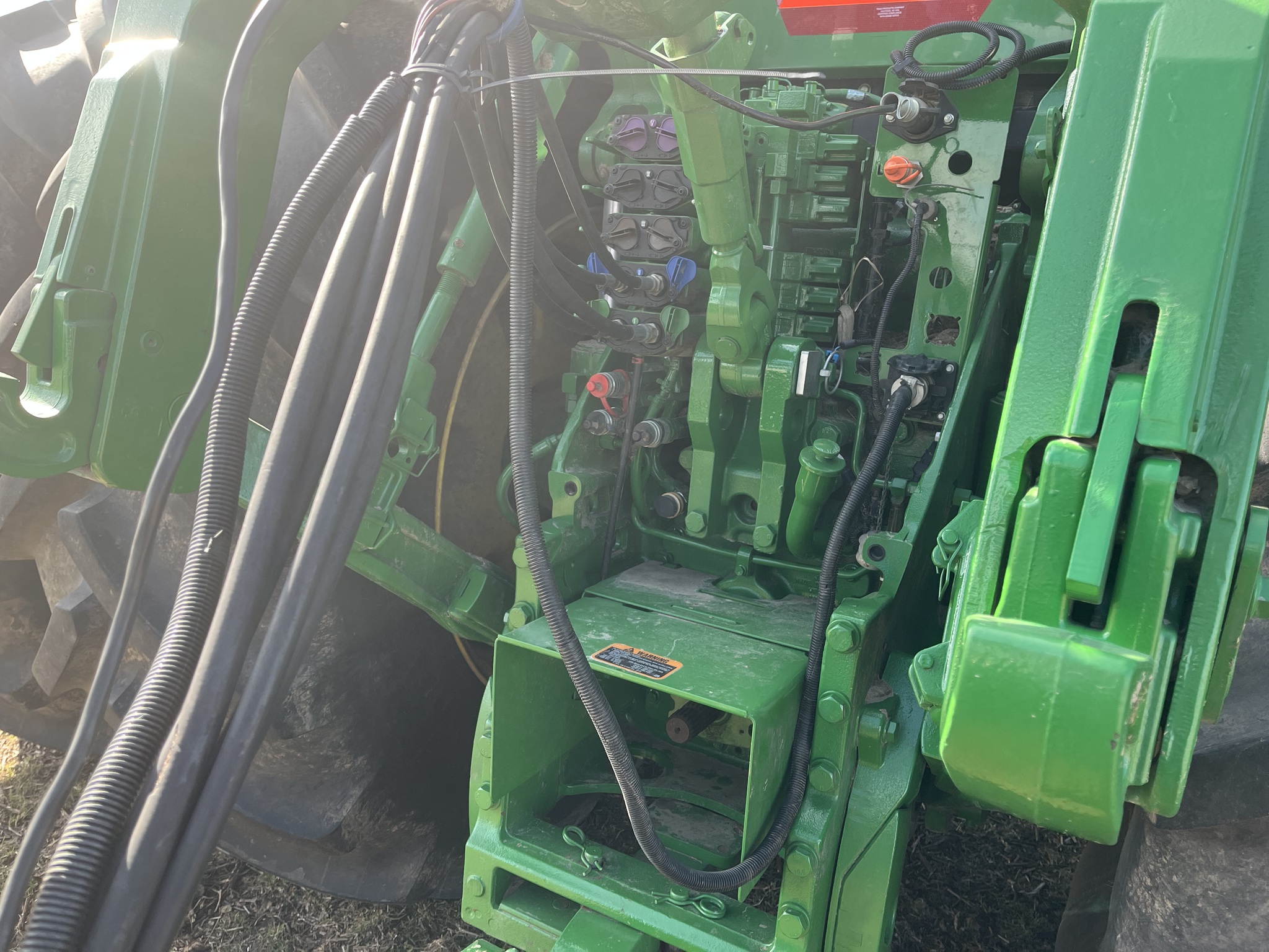  2024 John Deere 8R 370 at Heritage Tractor in Clinton, MO