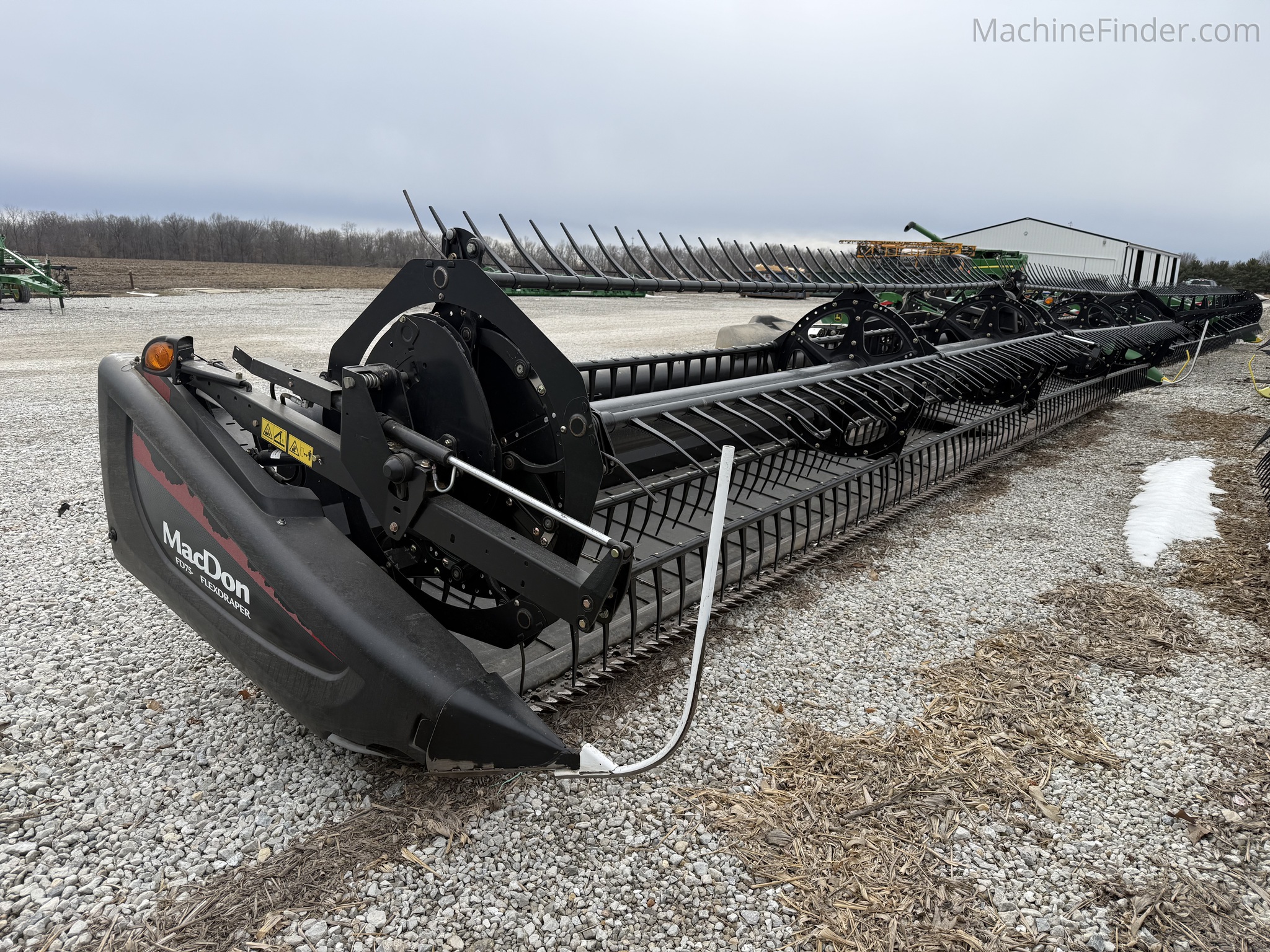 2013 MacDon FD75 | Combine Platforms | MachineFinder