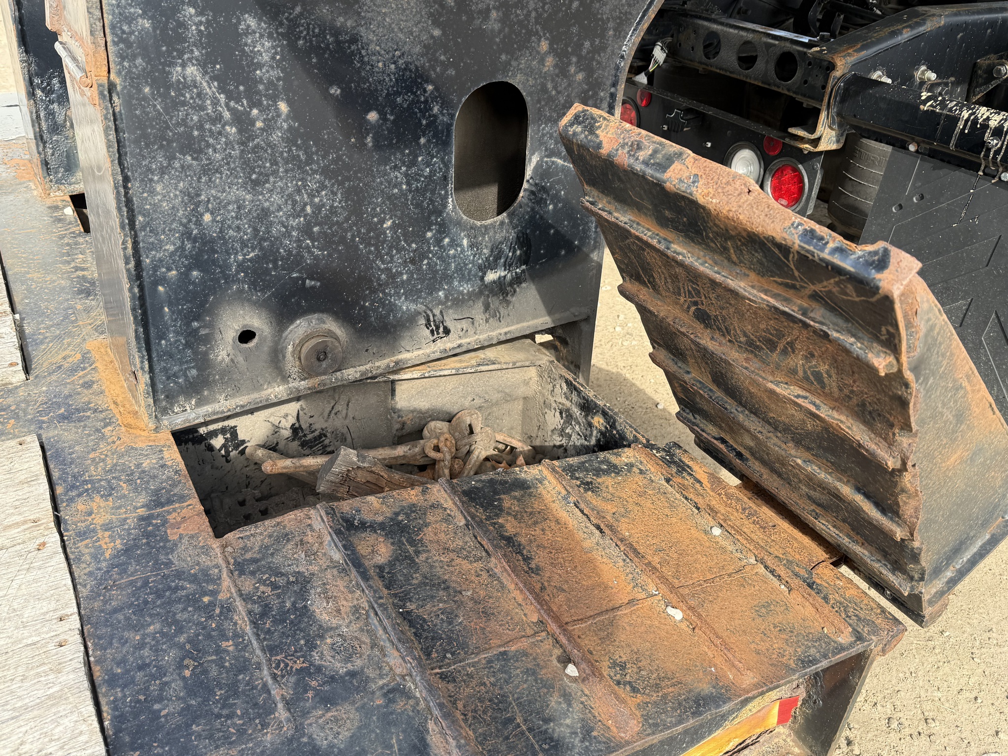 2004 Trail-Eze DG3520 HT2 Image 17