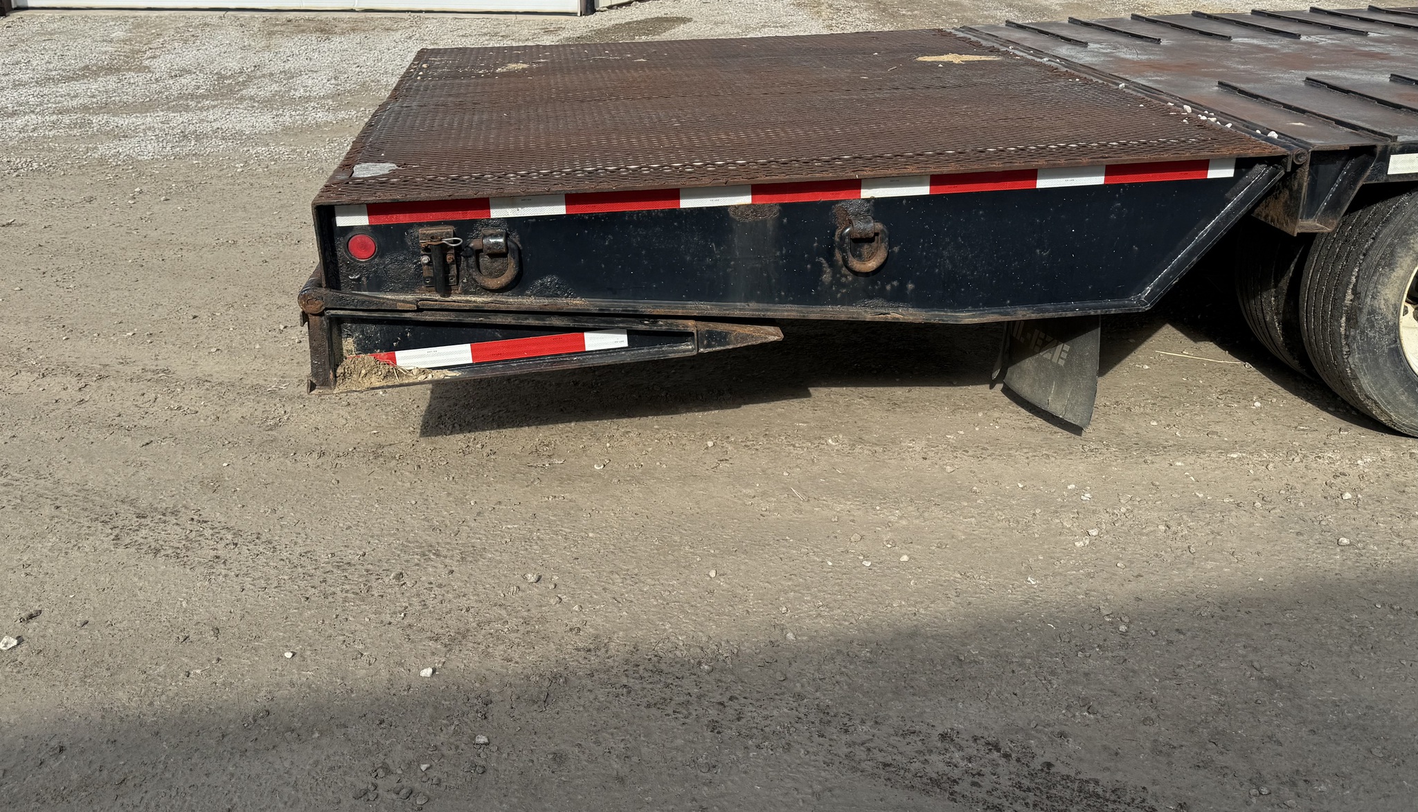 2004 Trail-Eze DG3520 HT2 Image 16