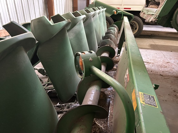 1997 John Deere 893 Used Equipment