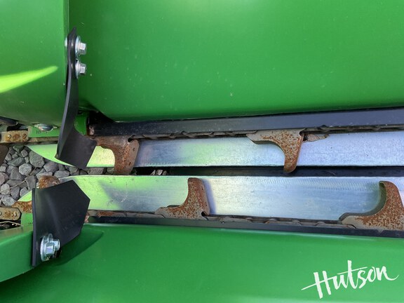 Photo of 2025 John Deere CR 8