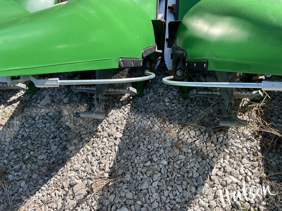 Photo of 2025 John Deere CR 8