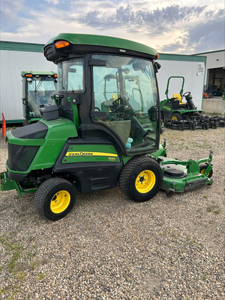 Used 2022 John Deere 1585 Commercial Front Mowers at Horizon Ag & Turf in Edmonton West, AB - Photo1