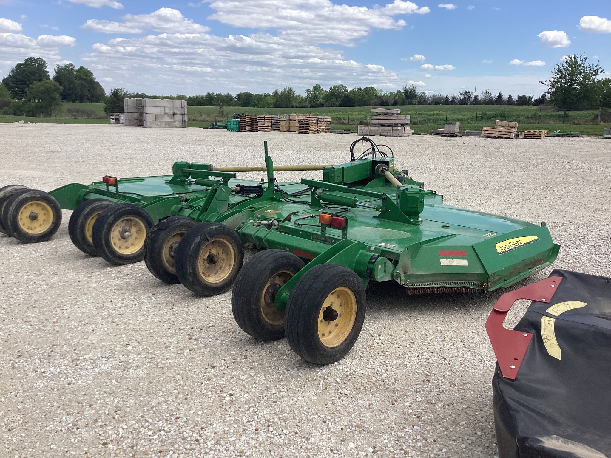  2020 John Deere R20 at Heritage Tractor in Rockport, IL