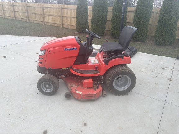 Used 2015 Simplicity Conquest 25 Lawn & Garden Tractors at Koenig Equipment in Tipp City, OH - Photo3
