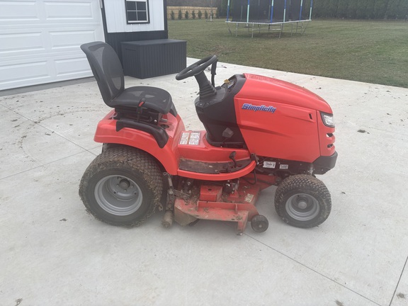 Used 2015 Simplicity Conquest 25 Lawn & Garden Tractors at Koenig Equipment in Tipp City, OH - Photo7