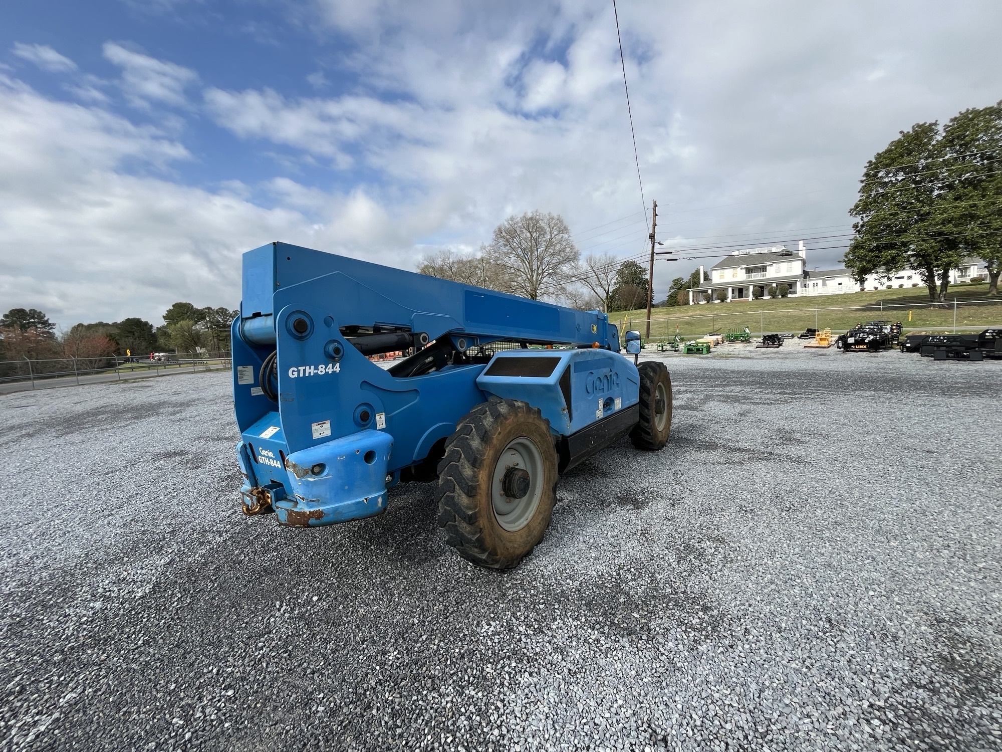 2014 Genie GTH844 Image 4