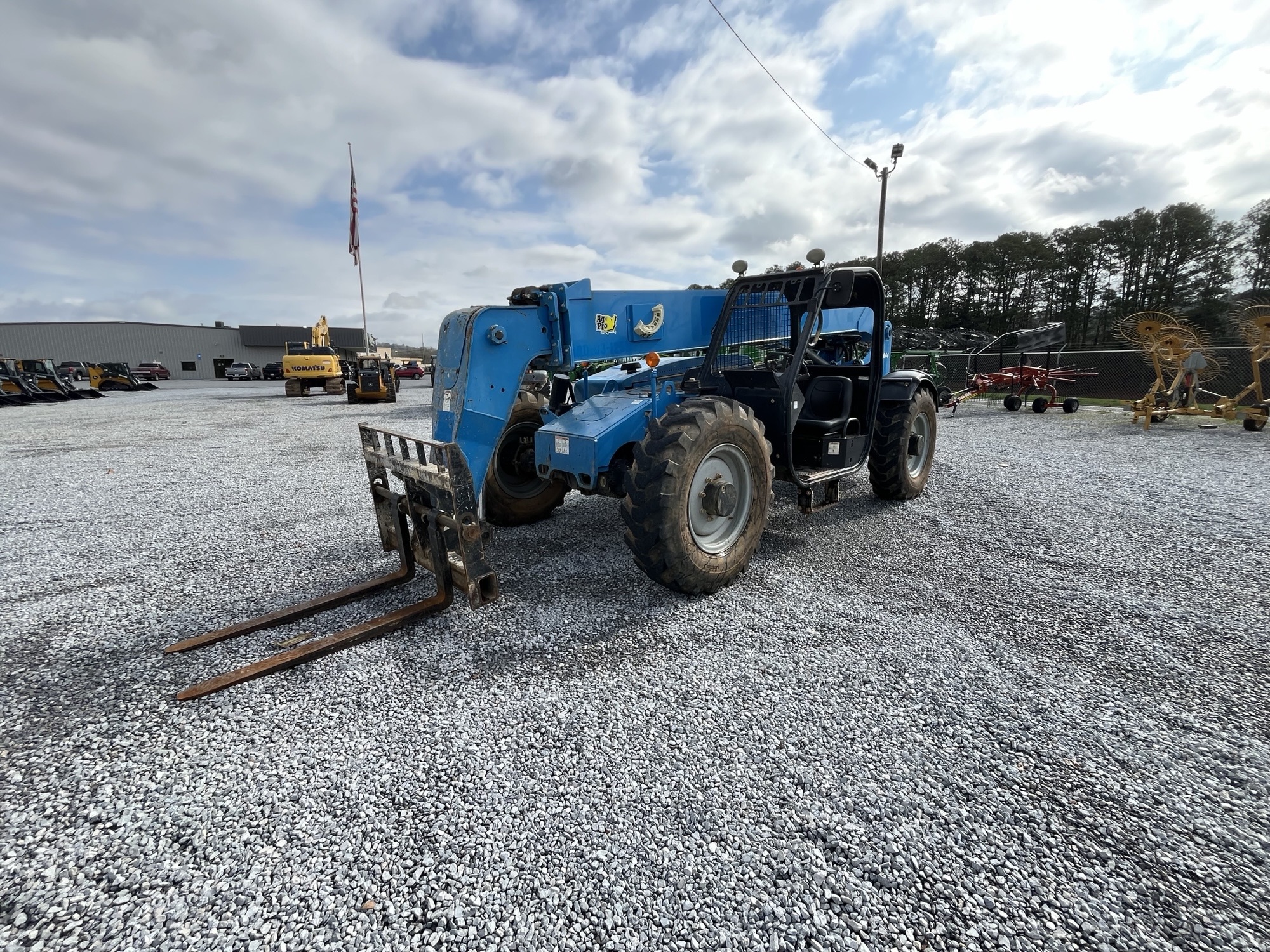 2014 Genie GTH844 Image 1