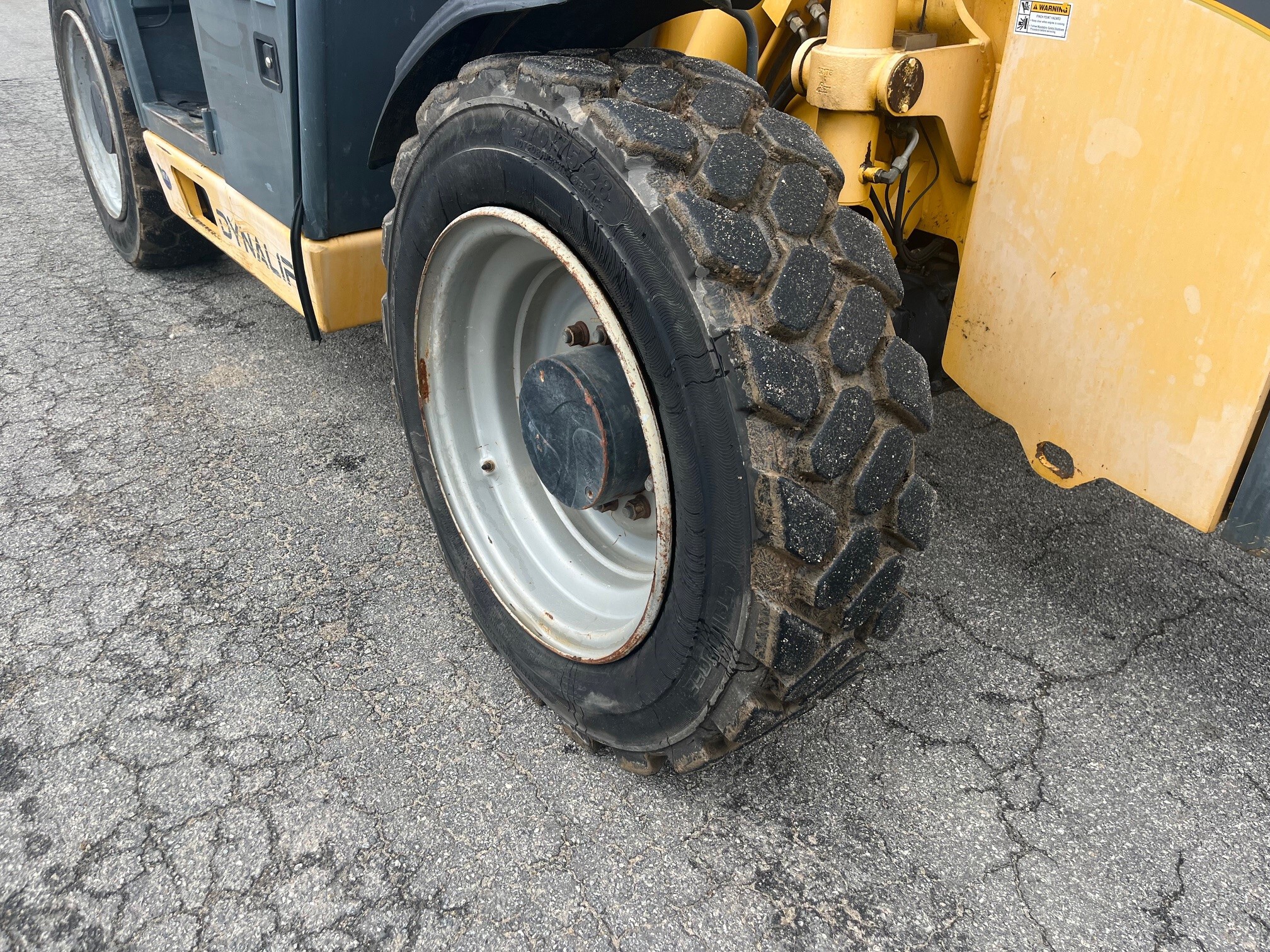 2016 Gehl DL9-44 Image 5