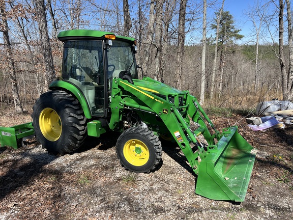 Photo of 2024 John Deere 4052R