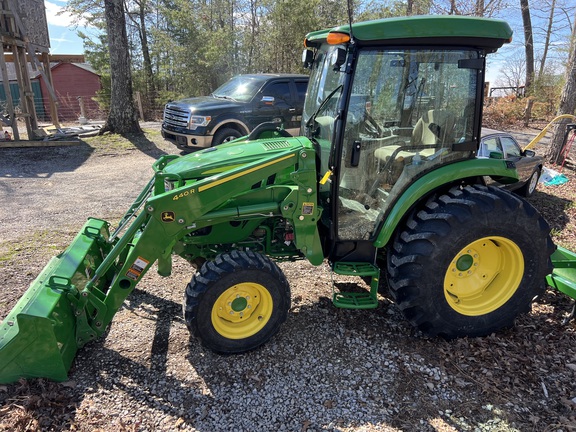 Photo of 2024 John Deere 4052R