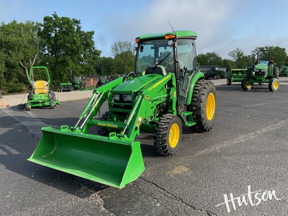 Photo of 2024 John Deere 4052R