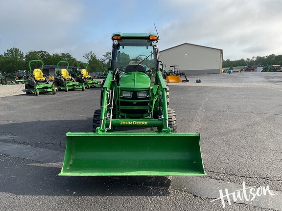 Photo of 2024 John Deere 4052R