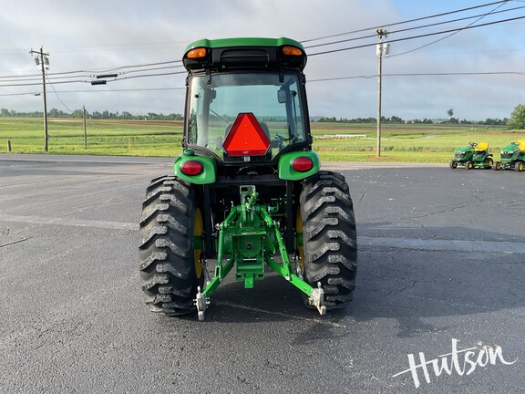 Photo of 2024 John Deere 4052R