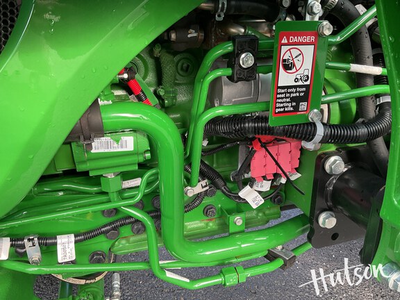 Photo of 2024 John Deere 4052R