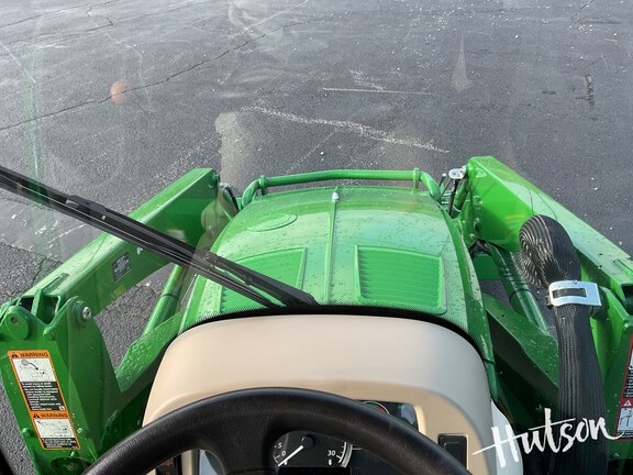 Photo of 2024 John Deere 4052R