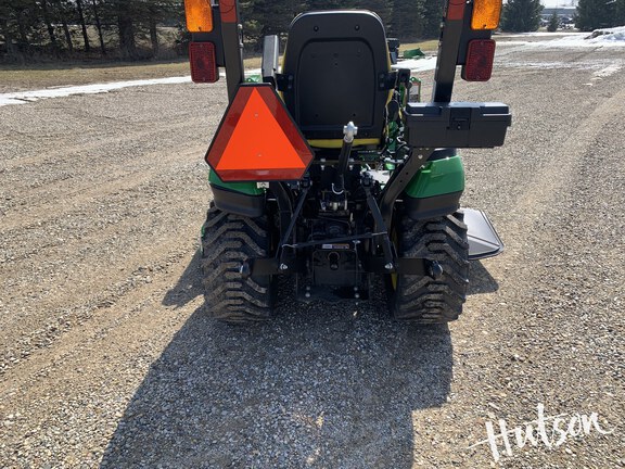 Photo of 2025 John Deere 1025R