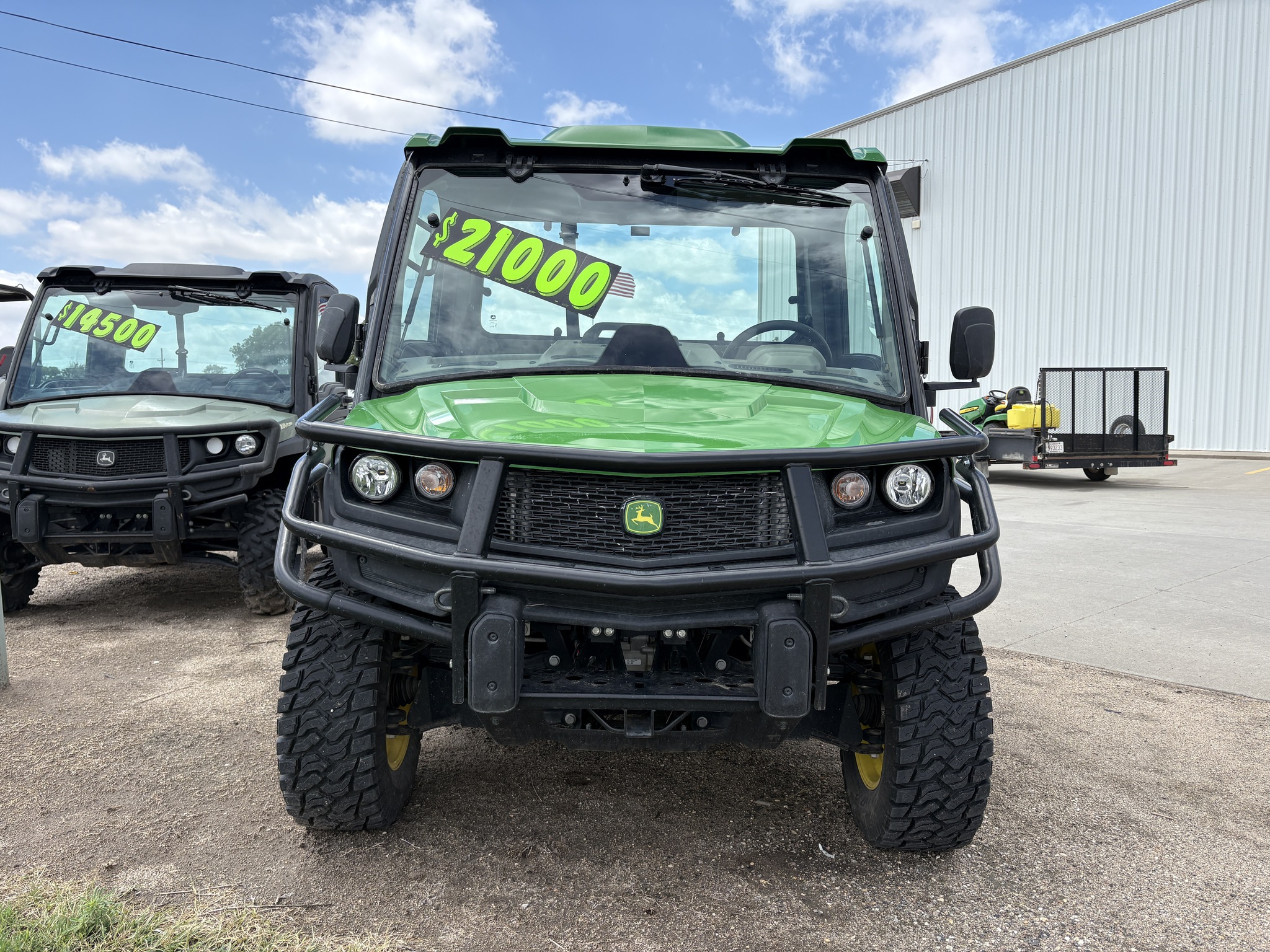2023 John Deere XUV 835R Image 5