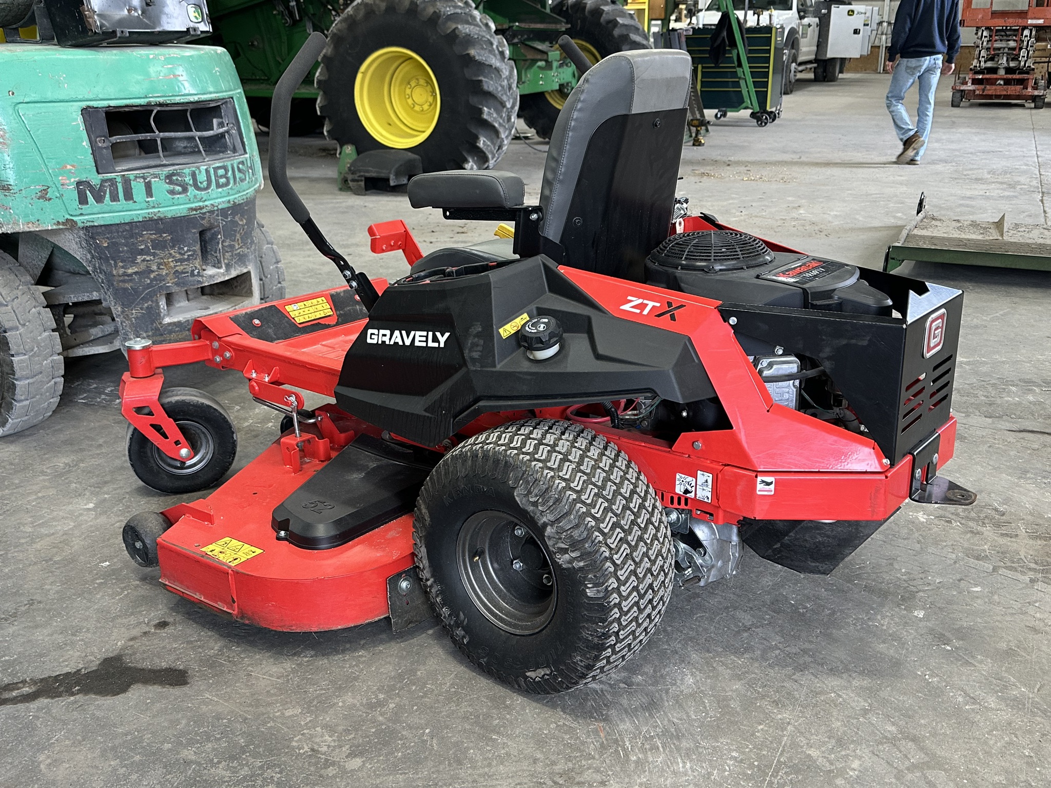 2020 Gravely ZT X 52 Image 3