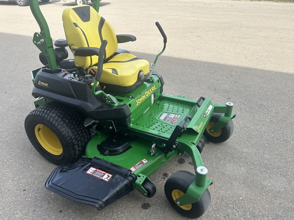 Used 2020 John Deere Z740R Zero Turn Mowers at Horizon Ag & Turf in Edmonton South, AB - Photo3