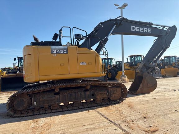 2018 John Deere 345G
