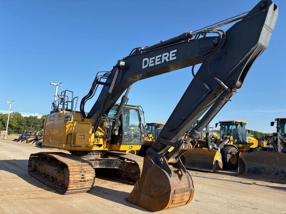 2018 John Deere 345G