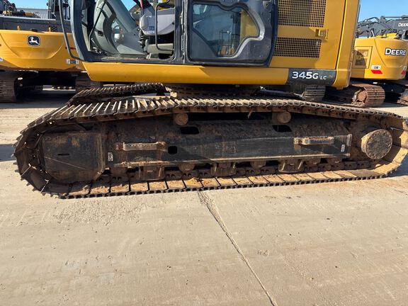 2018 John Deere 345G