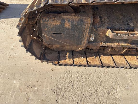 2018 John Deere 345G