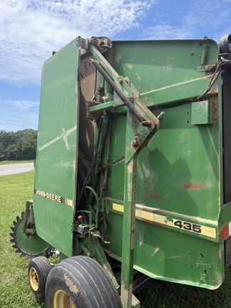 1995 John Deere 435