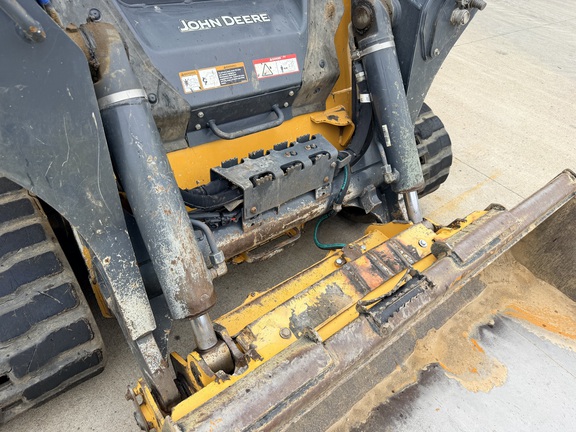 Photo of 2024 John Deere 335 P