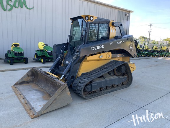 Photo of 2024 John Deere 335 P
