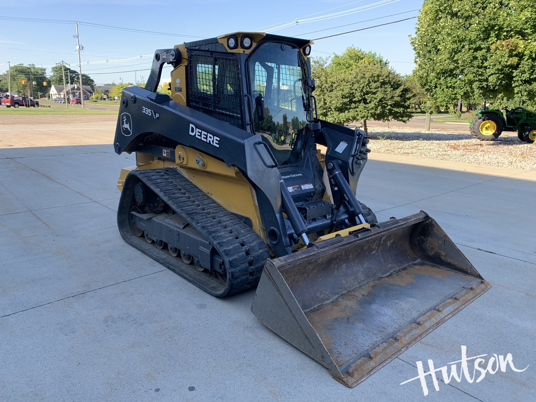 2024 John Deere 335 P
