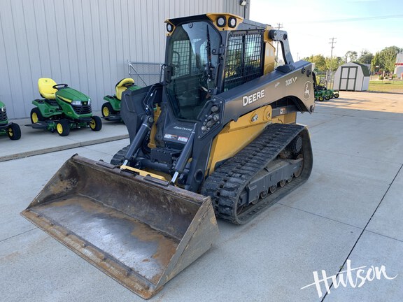 Photo of 2024 John Deere 335 P