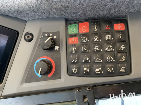 Photo of 2024 John Deere 335 P