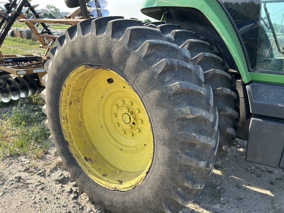 1995 John Deere 8100 (15th thumbnail)