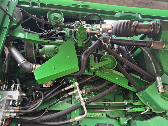 Used 2019 John Deere S780 Combines at Horizon Ag & Turf in St. Paul, AB - Photo6