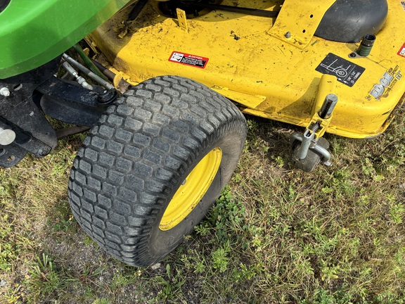 2016 John Deere X730 - Photo10