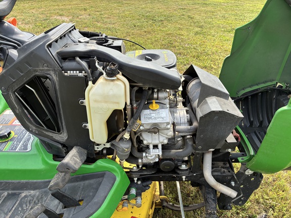 2016 John Deere X730 - Photo18
