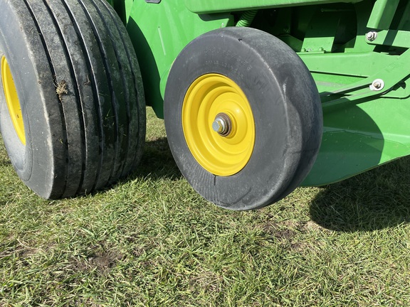 2019 John Deere 560M
