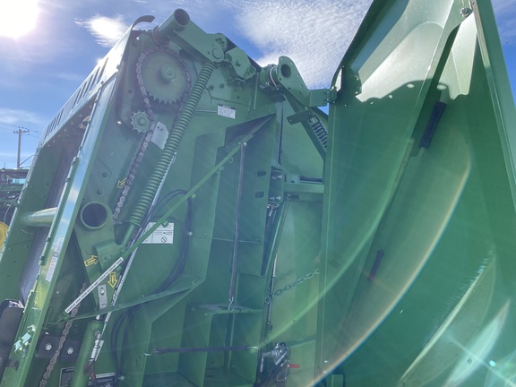 2019 John Deere 560M