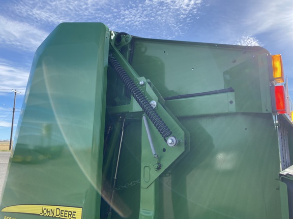 2019 John Deere 560M