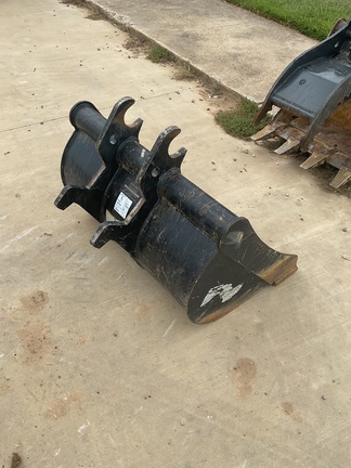 2025 John Deere 60 P-Tier